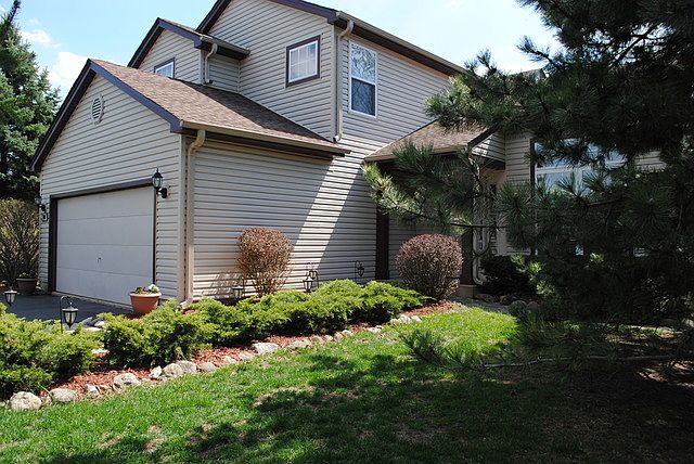 1st image of 348 S Lincoln Dr
