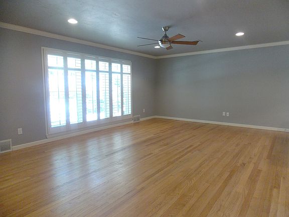 5th image of 2133 Erin Pl