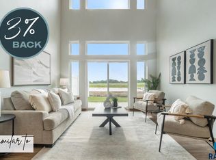 2404 E Jetty St, Sioux Falls, SD 57108