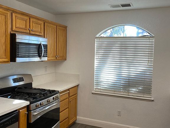 5th image of 4349 Rockwood Ct