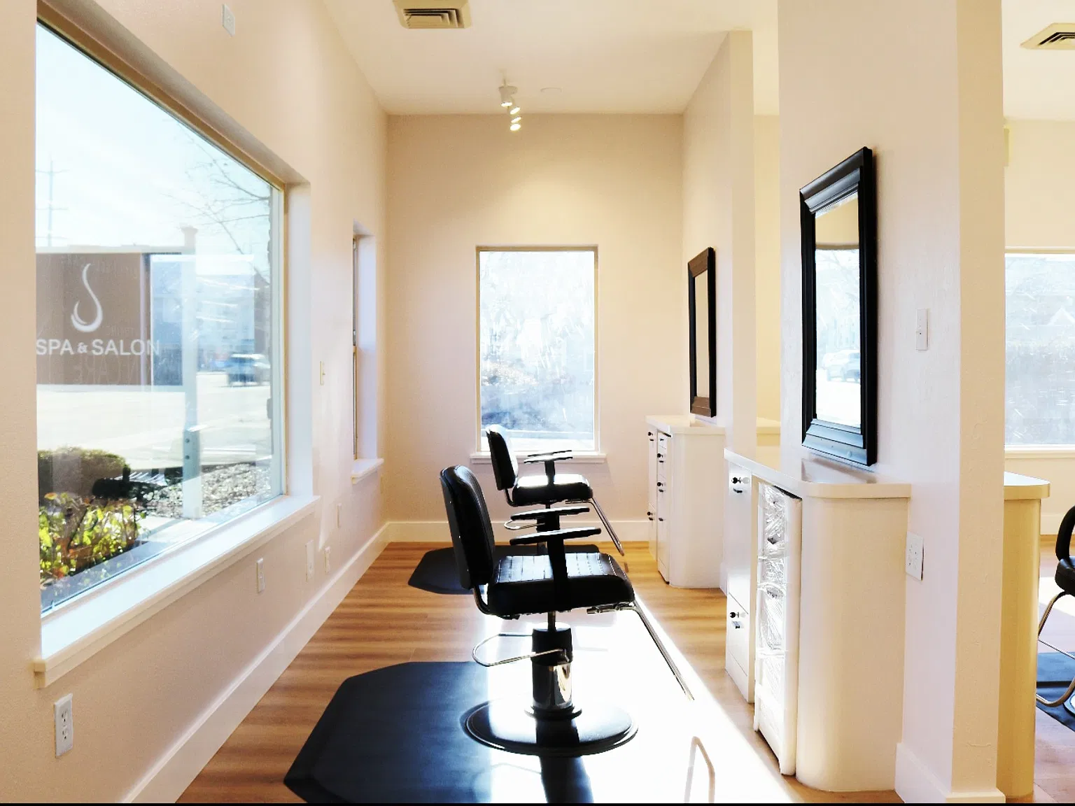 Studio, 36 sqft, $680 — Photo 2