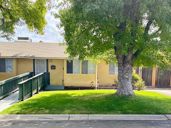 2nd image of 138 E Bellaire Way