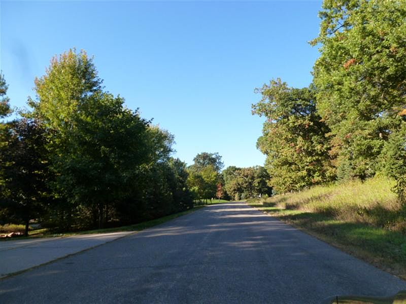 1st image of 9 Red Forest Way