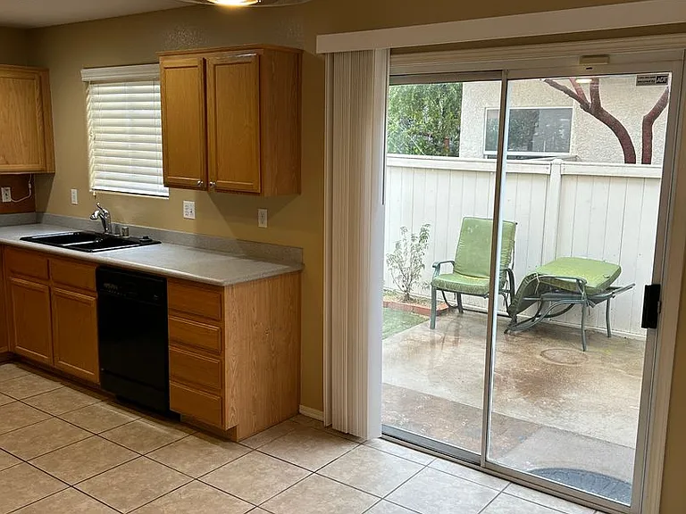 7920 Windhamridge Dr — Photo 29