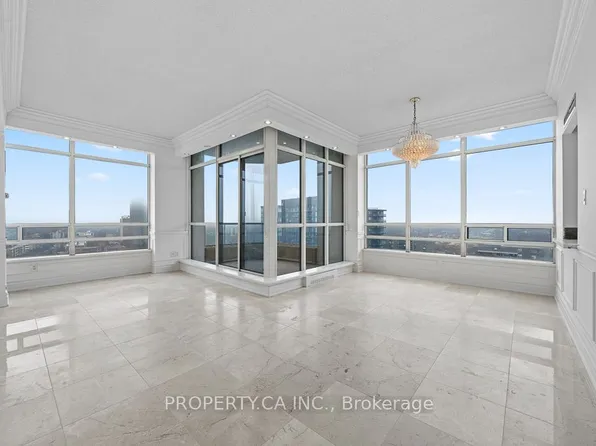 75 King St E #Penthouse 11, Mississauga, ON L5A 4G5