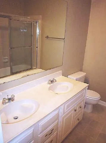 1004 Charlotte St #A — Photo 12
