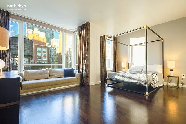 Rented by Sotheby's International Realty | media 2