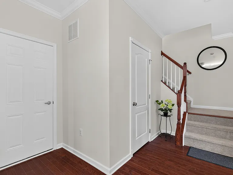 23149 Flora Mure Dr — Photo 32