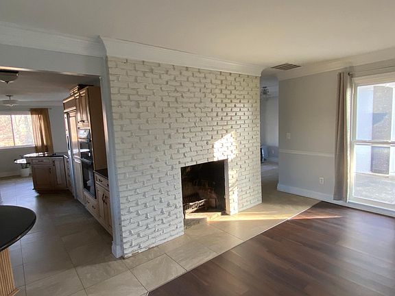 5th image of 11812 Elkwood Dr