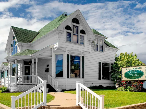 1231 E Broadway St, Logansport, IN 46947