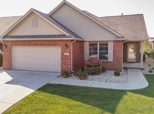 1401 Monterey Pine Dr, Normal, IL 61761