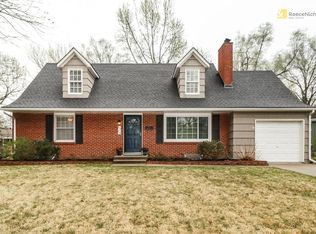 6219 W 76th St, Prairie Village, KS 66208
