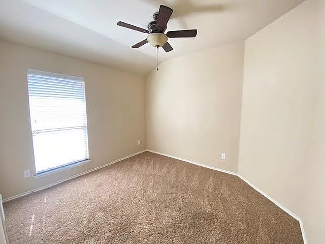 130 Meadow Crest Dr — Photo 17