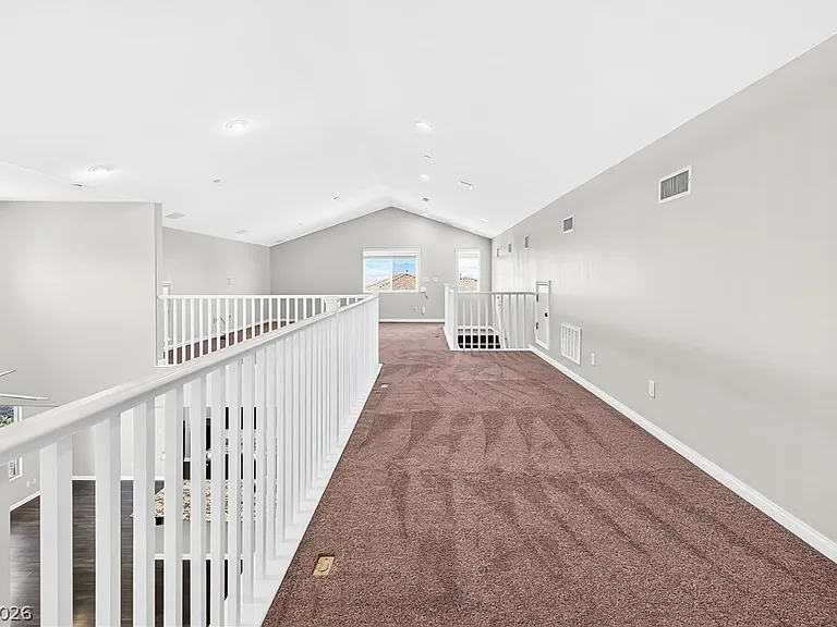 2852 Josephine Dr — Photo 22