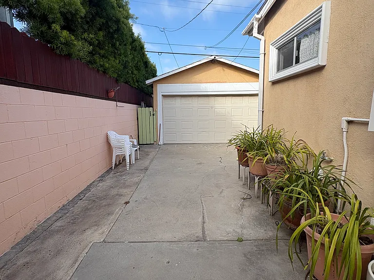 4124 Tivoli Ave — Photo 22