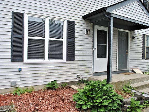 2nd image of 1563 Park Place Dr