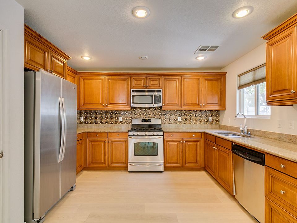 1st image of 8868 Brindisi Park Ave