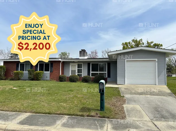 14 Adams Dr, Havelock, NC 28532