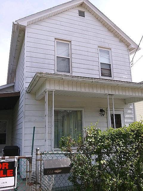 1st image of 724 8th Ave