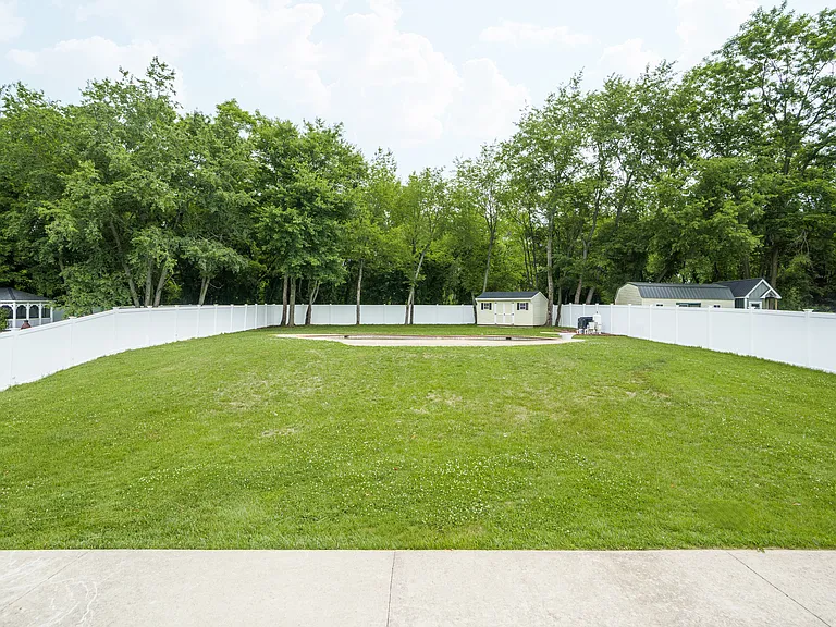 64 River View Dr — Photo 34