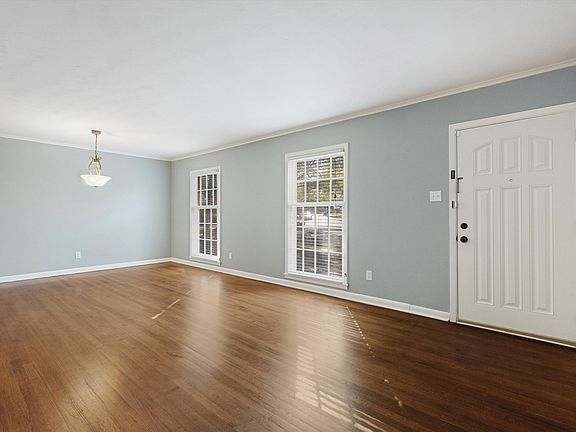 4th image of 5176 Verosa Ave