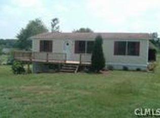 38 Fowler St, Royston, GA 30662