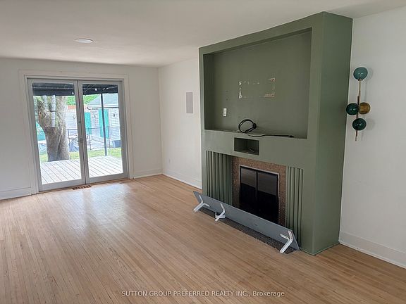 4th image of 485 Regent St