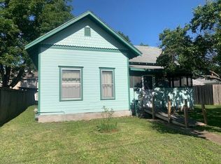 906 S Lincoln Ave, Chanute, KS 66720