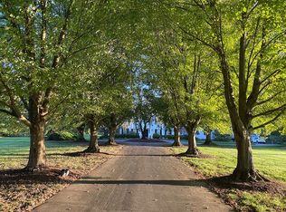 64 Woodhill Rd, Newtown, PA 18940