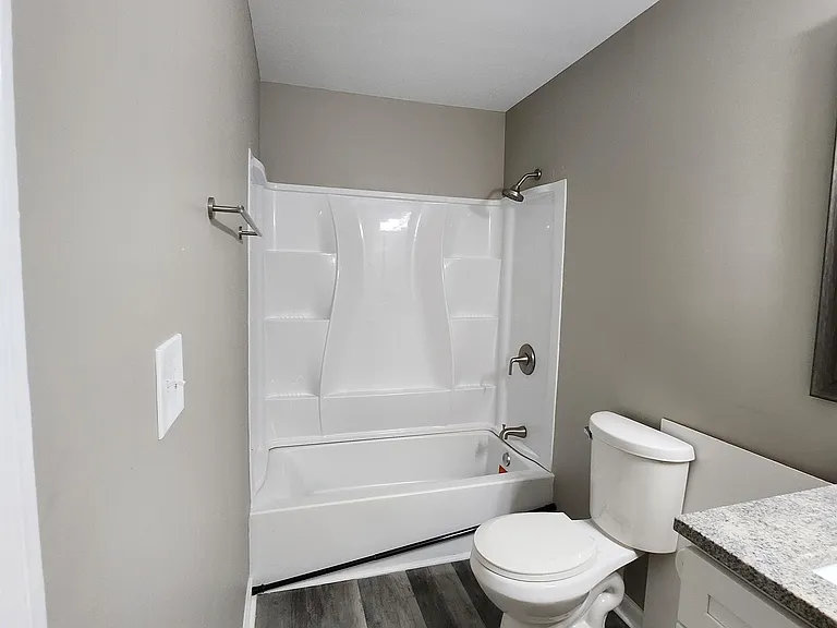 2919 Chatsworth Rd — Photo 7