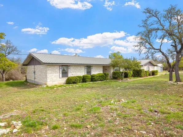 215 Charolet Ave, Harper, TX 78631