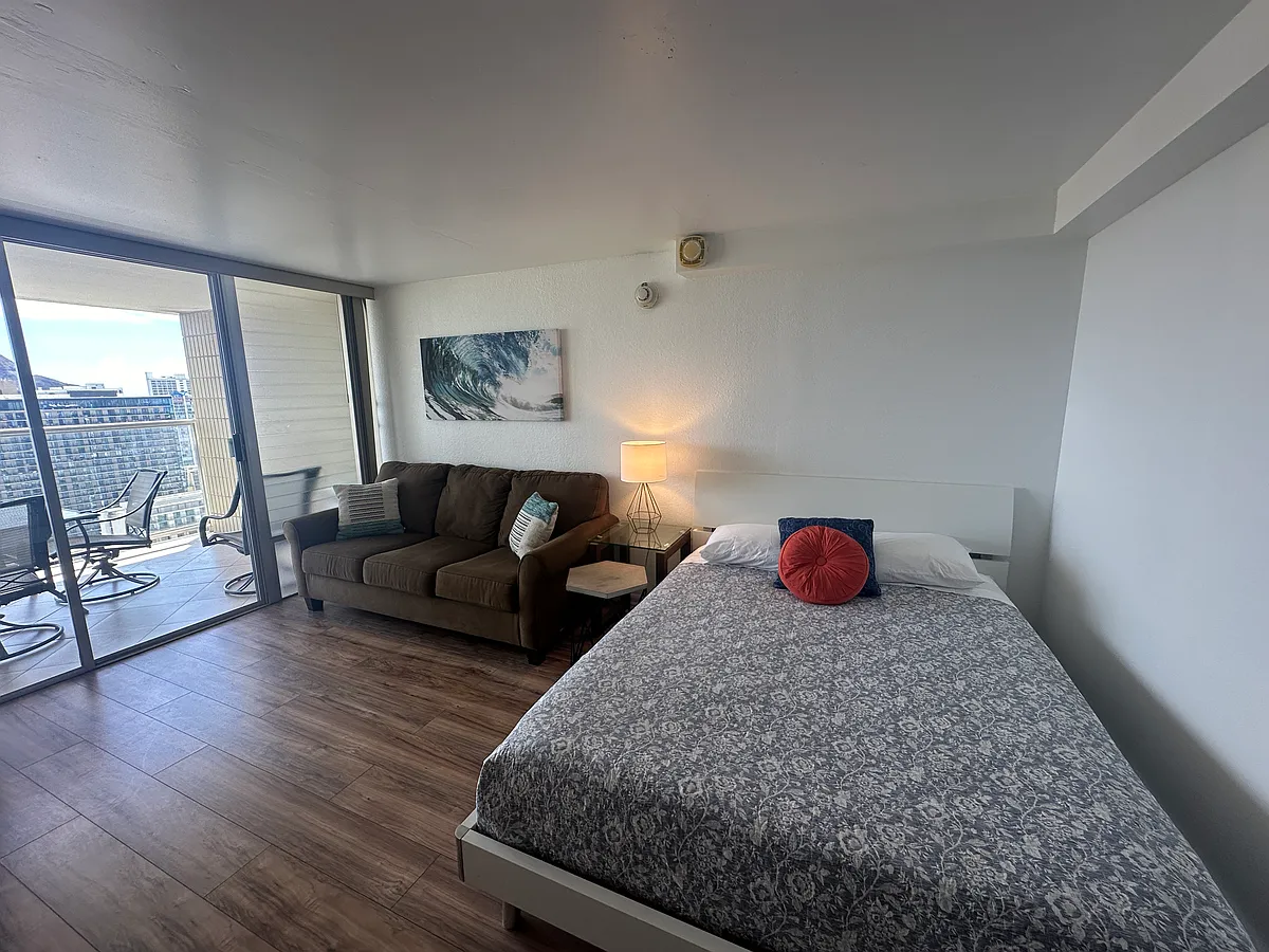 Building Photo - 445 Seaside Ave #3719