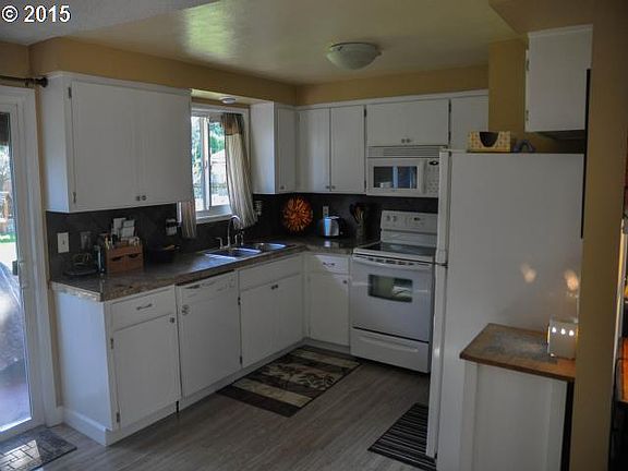 4th image of 14413 NE Powers St
