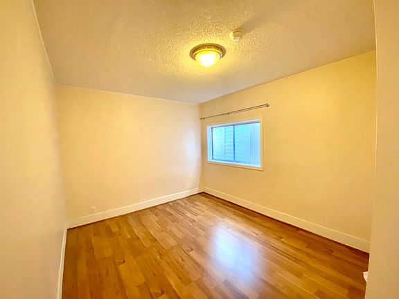 3rd image of 3223 20th St