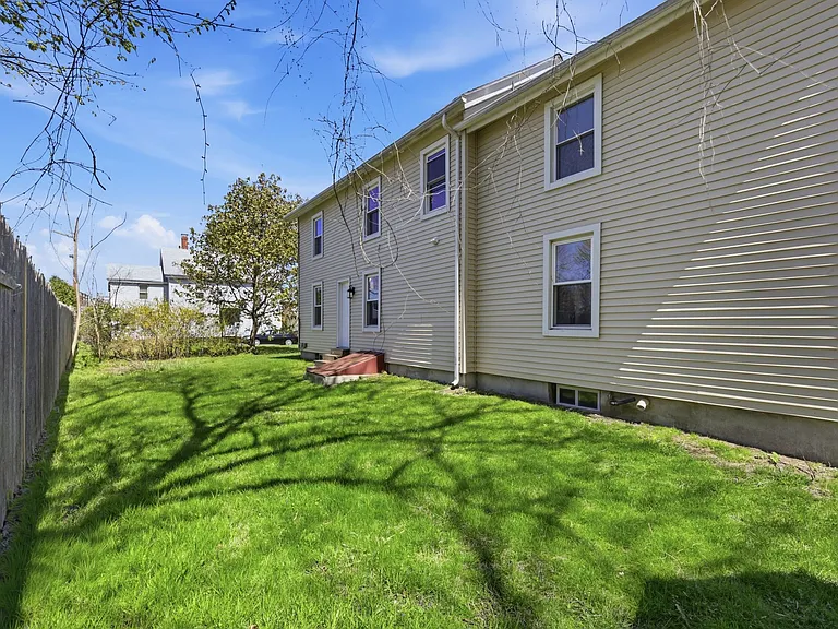 23 Clinton Ave #2 — Photo 10