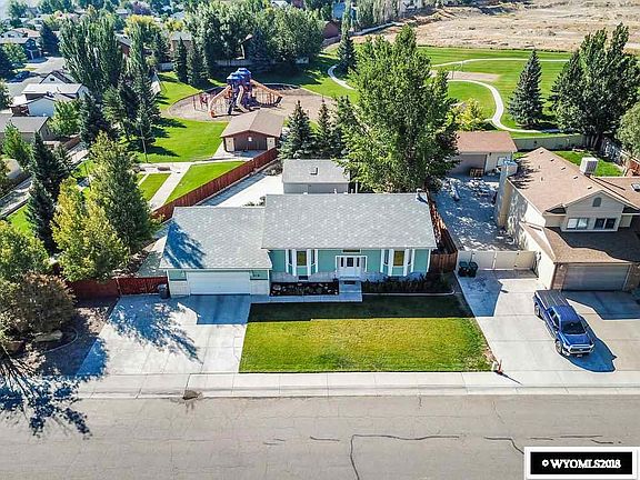 3rd image of 518 Winterhawk Dr