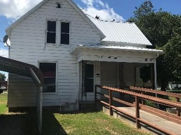 130 S Locust St, Ullin, IL 62992