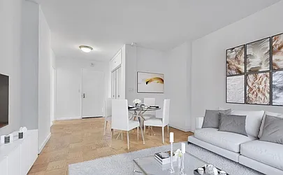 Rented by R New York