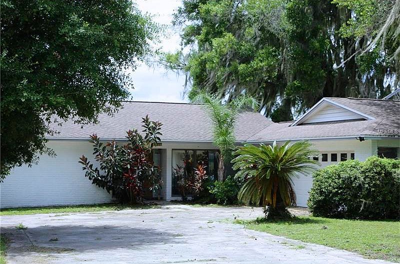 1st image of 3749 Lake Breeze Dr