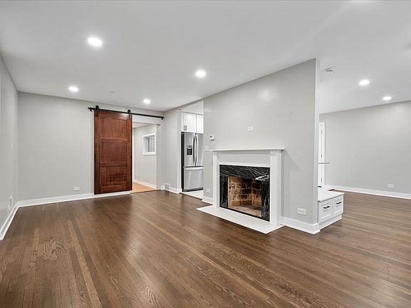 4th image of 7087 N McAlpin Ave