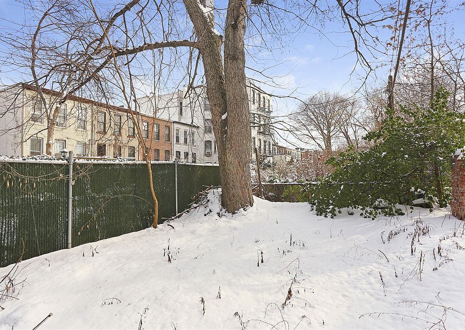 2nd image of 657 Vanderbilt Ave