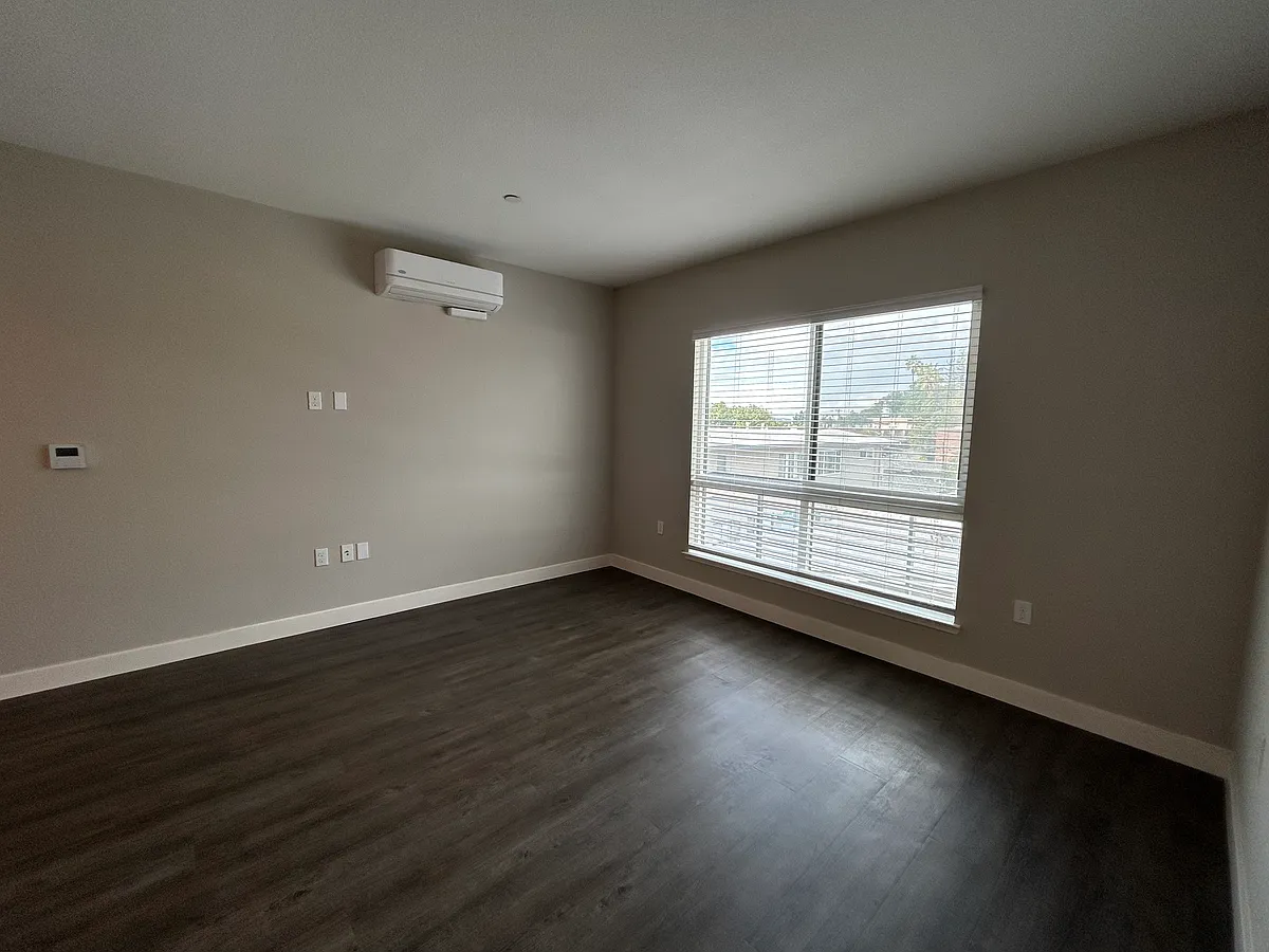 Building Photo - 1354 Mount Pisgah Rd #305