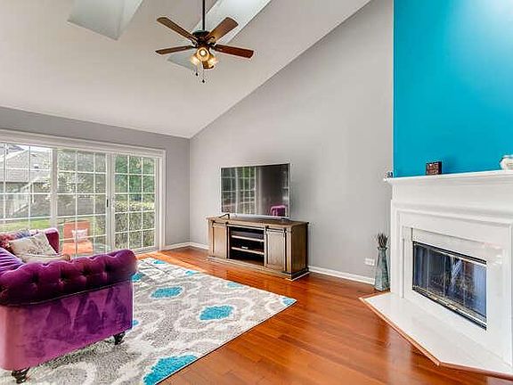 4th image of 209 Lorraine Cir