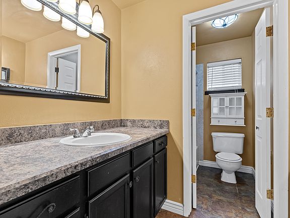5th image of 2545 E Asbury Ave