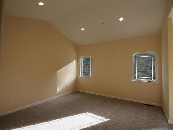 5th image of 50 Blue Spruce Dr Lot 24