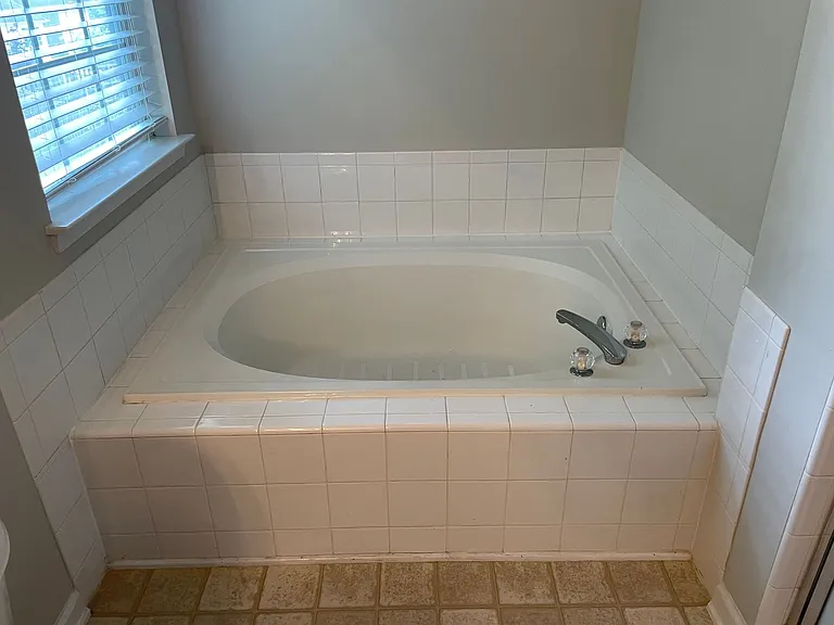5603 Falls Ridge Ln — Photo 29