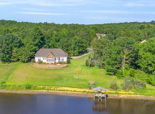 425 Quarter Creek Rd, Greenwood, SC 29649