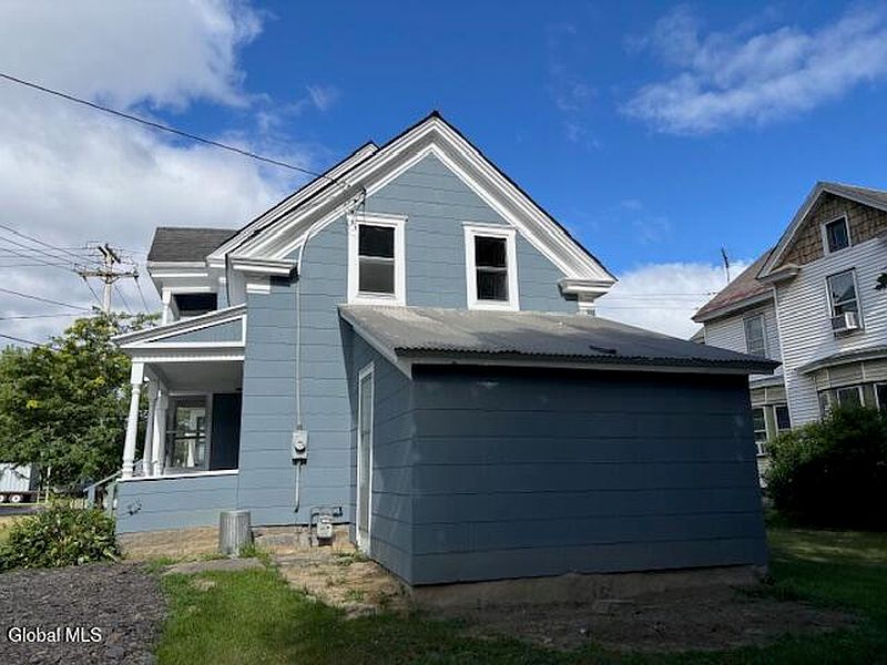 3rd image of 444 Lower Main Street