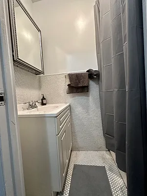 Rented by Building Equity Real Estate LLC | media 8