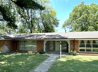 58 Friendly Dr, Belleville, IL 62226